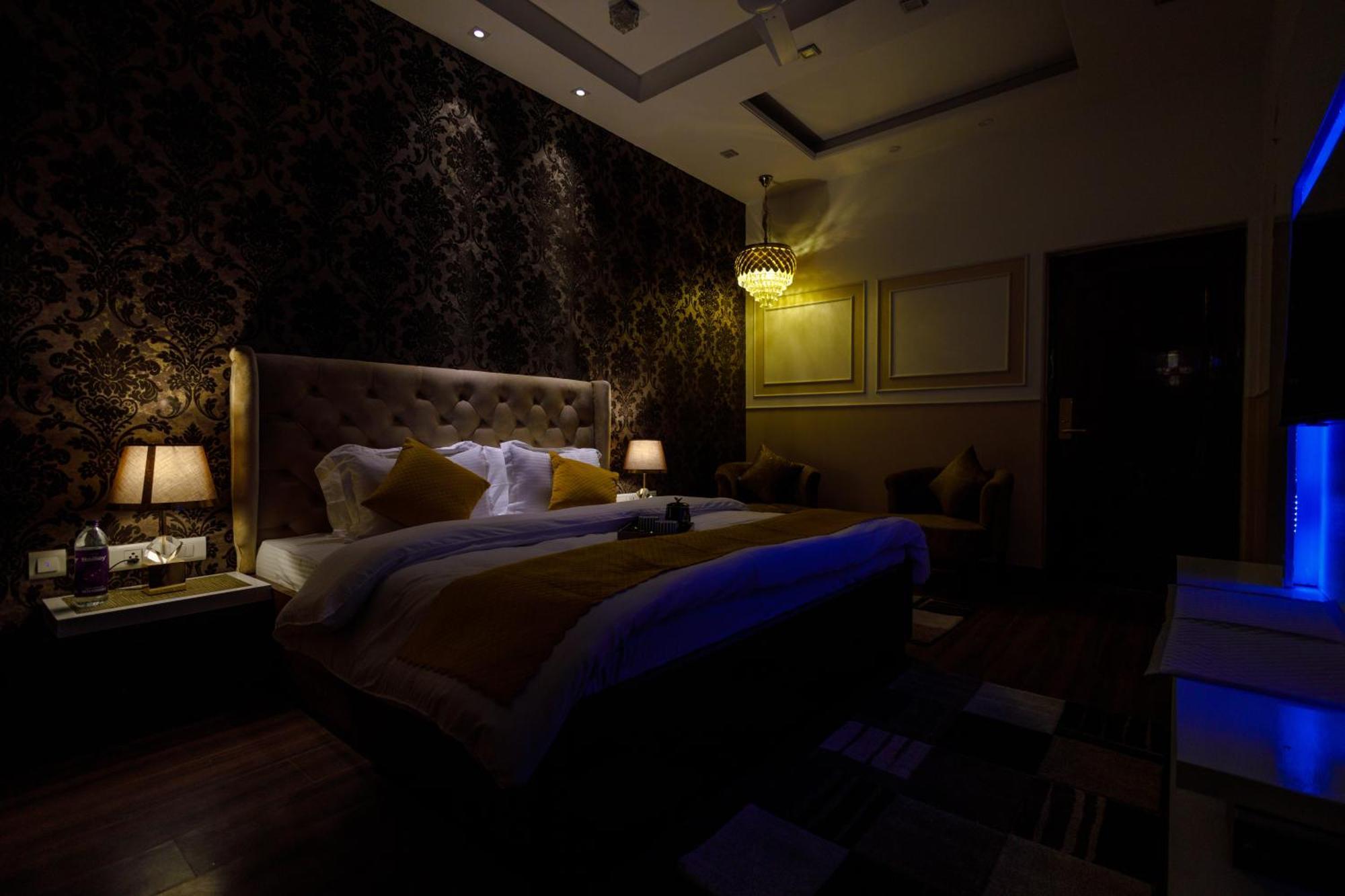 Victorian Elegance Luxury Stays Amritsar Ngoại thất bức ảnh